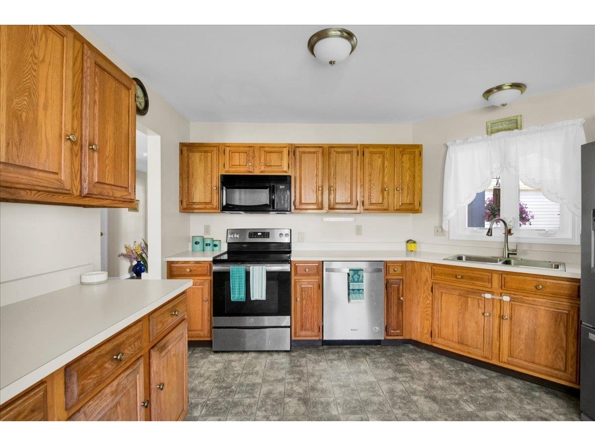 16 Clover Drive, Unit 8D