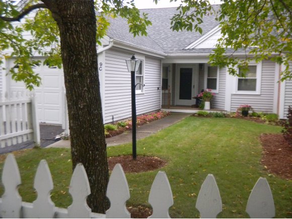 16 Clover Drive, Unit 9C