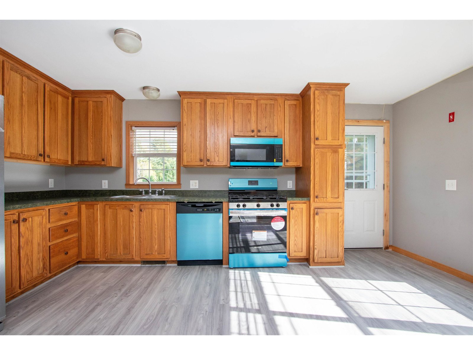 16 Deer Creek Lane