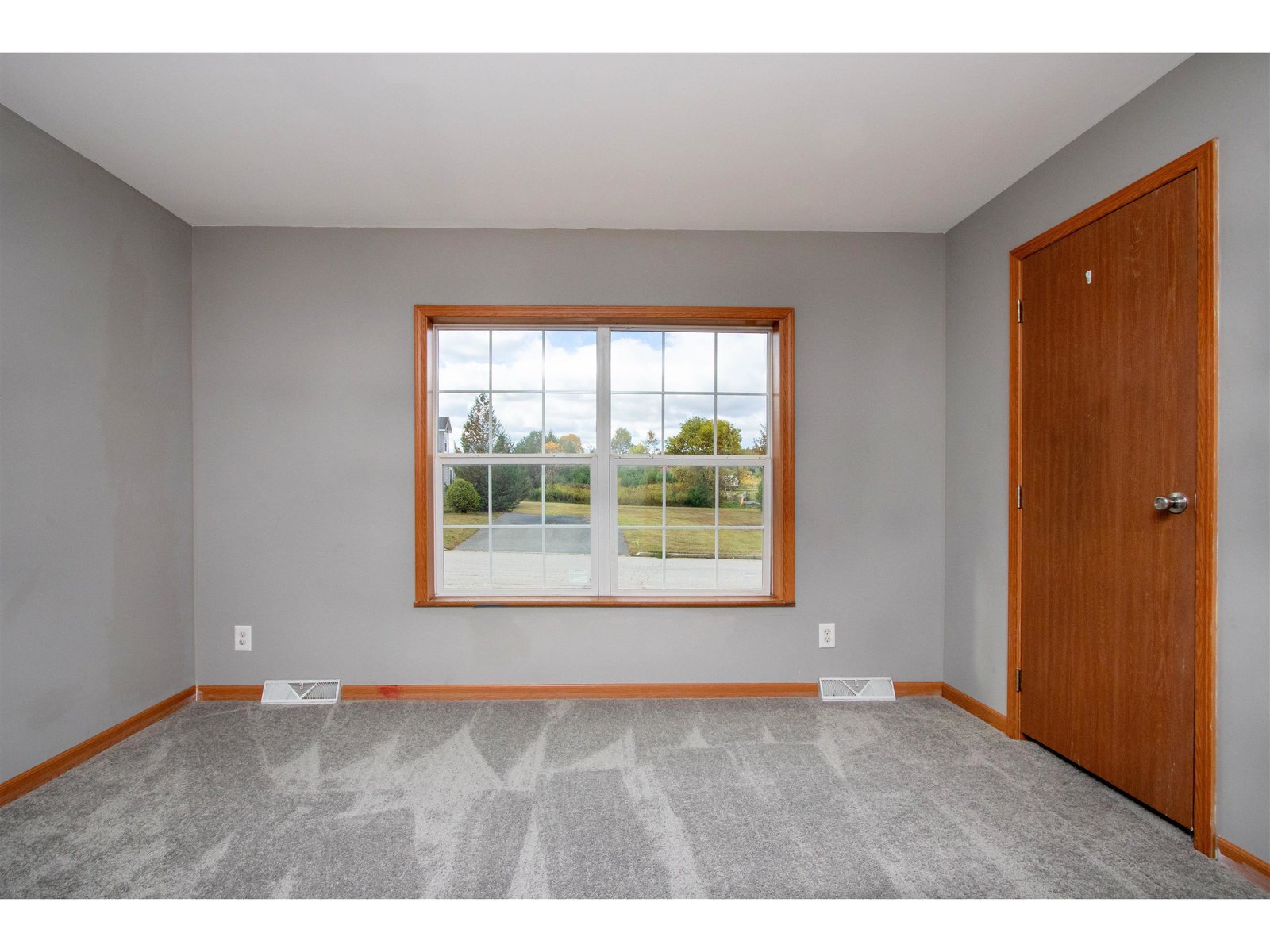 16 Deer Creek Lane
