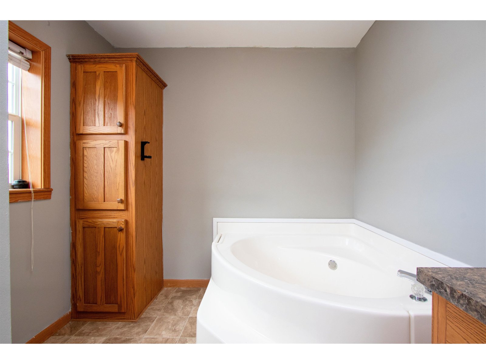 16 Deer Creek Lane