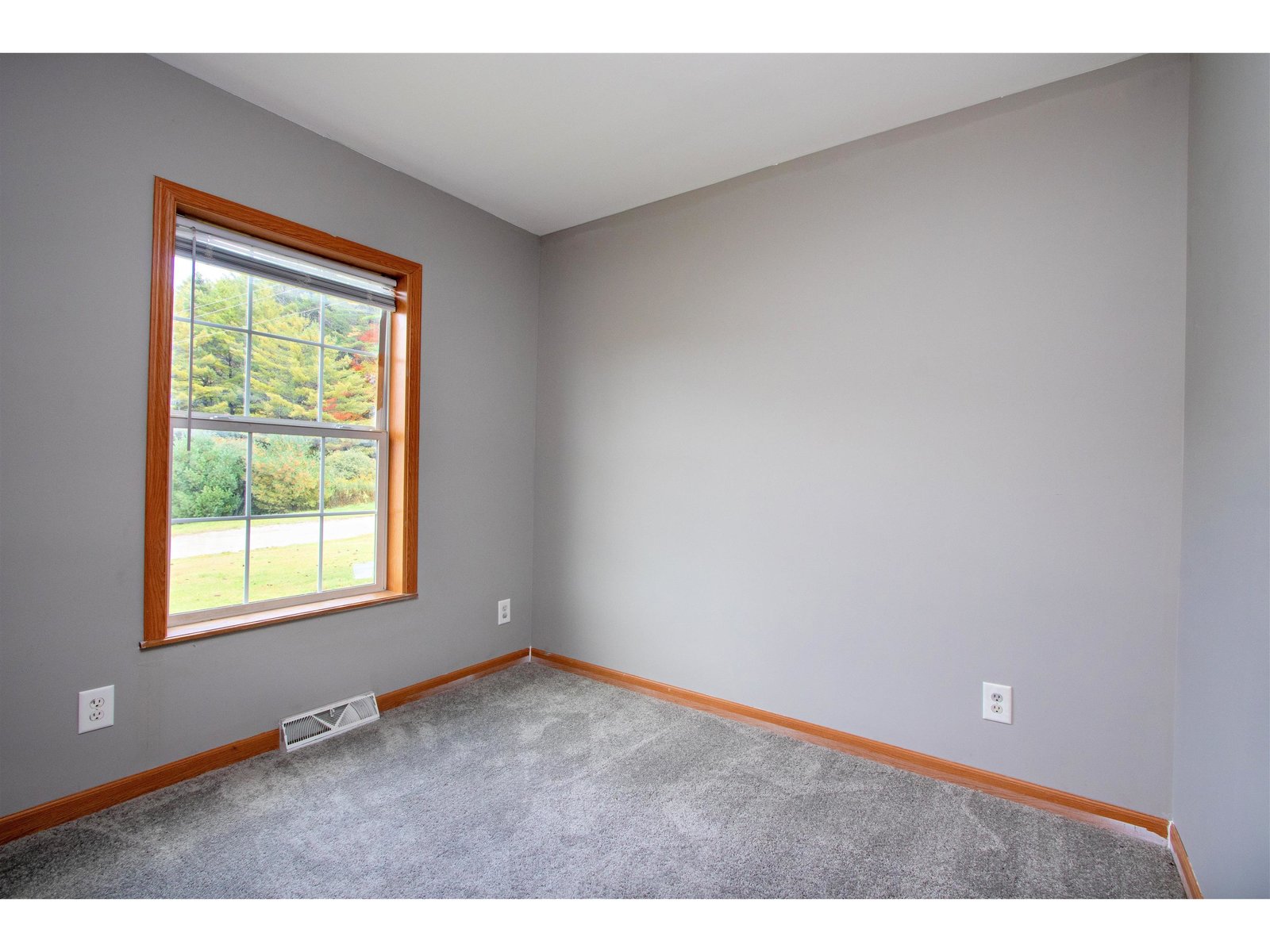 16 Deer Creek Lane