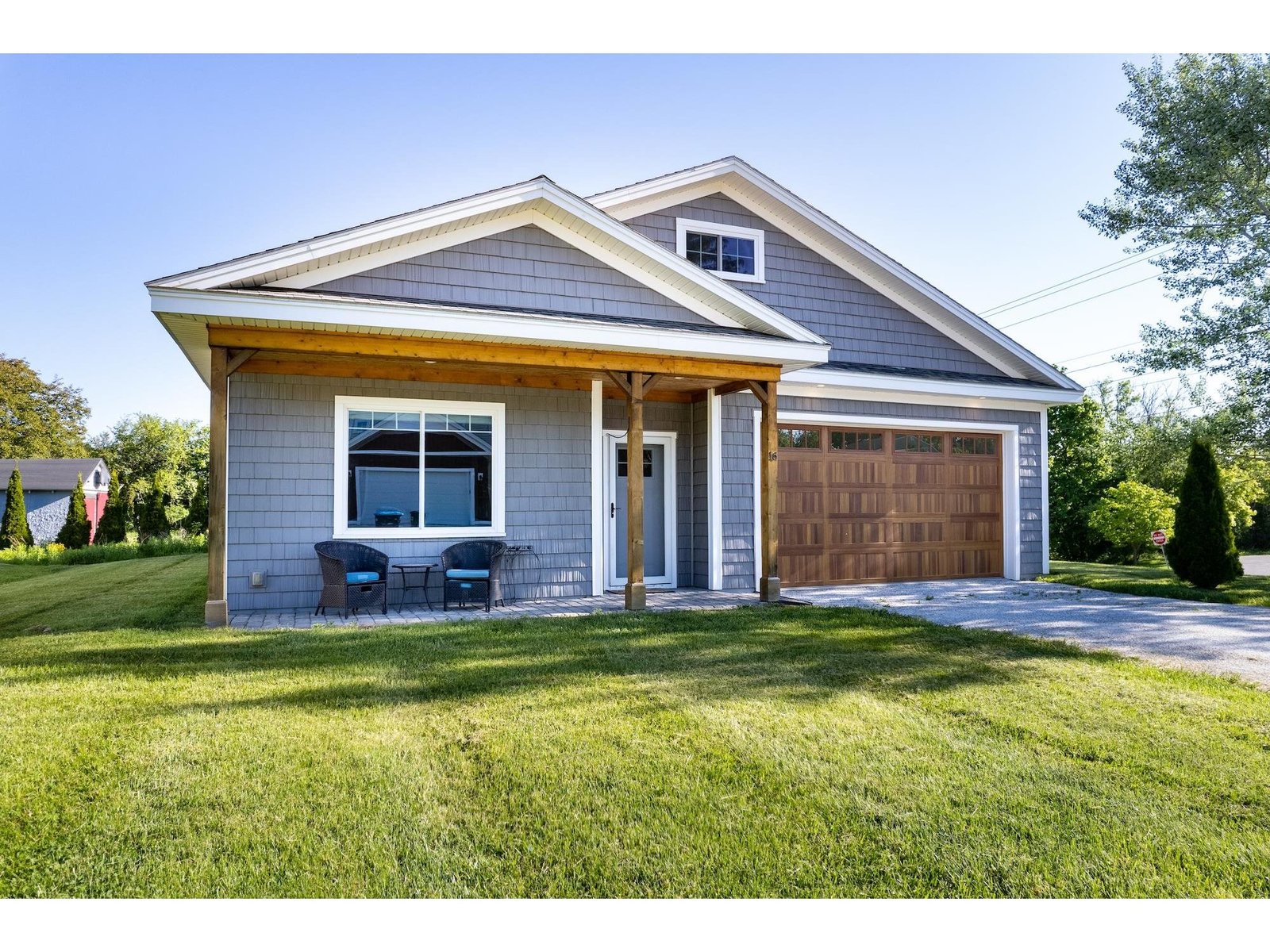 16 Fisher Place