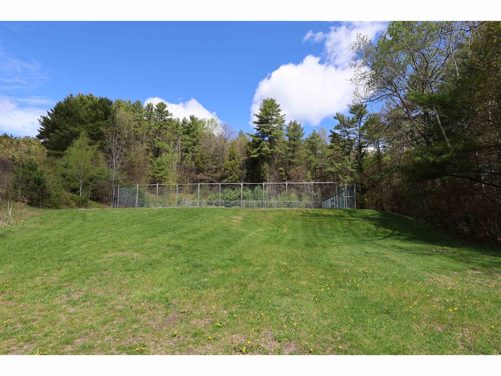 16 Hemlock Ridge Drive, Unit 101