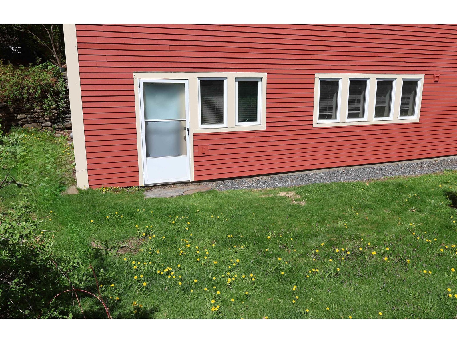 16 Hemlock Ridge Drive, Unit 101