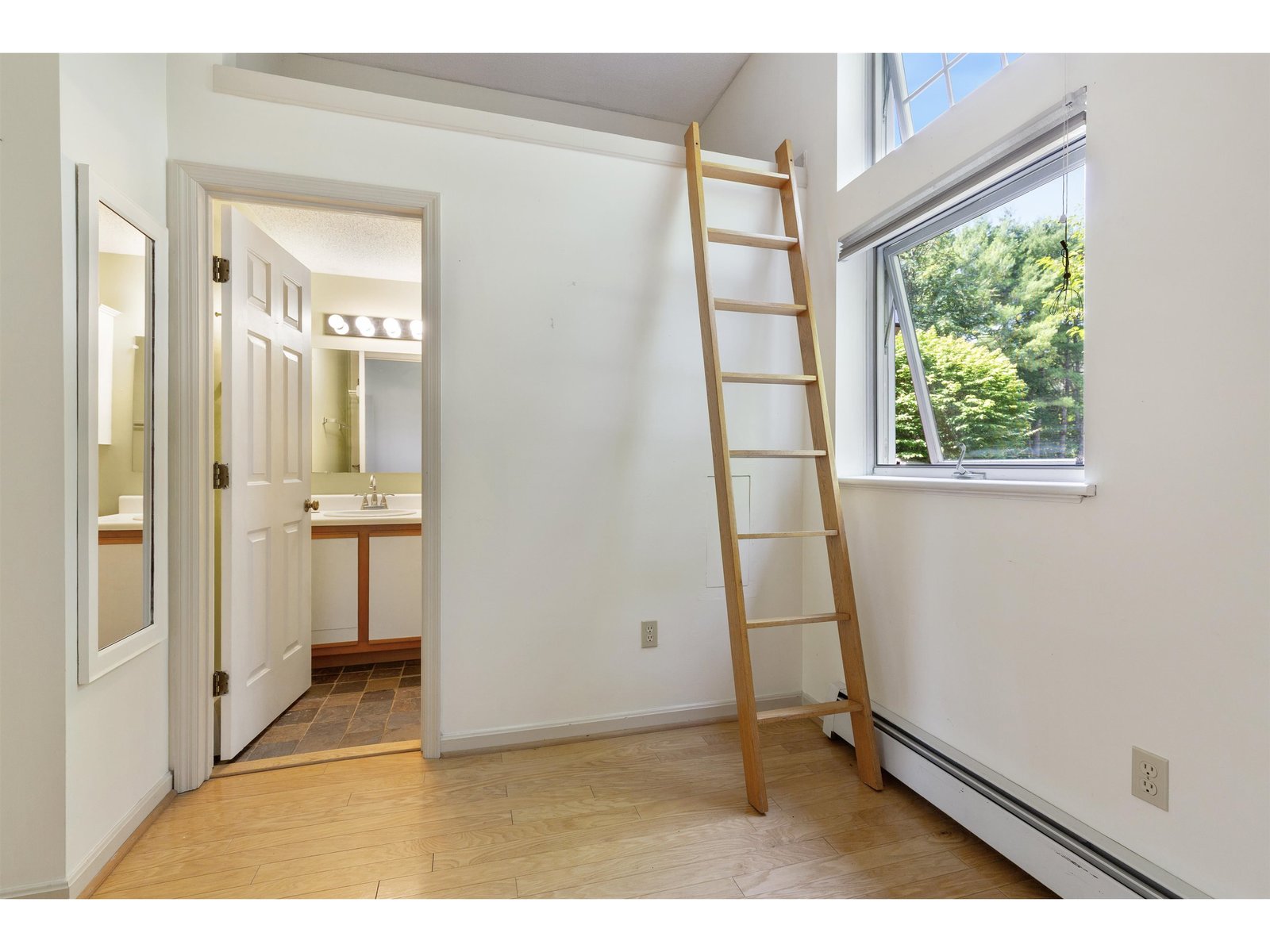 16 Hemlock Ridge Drive, Unit 204