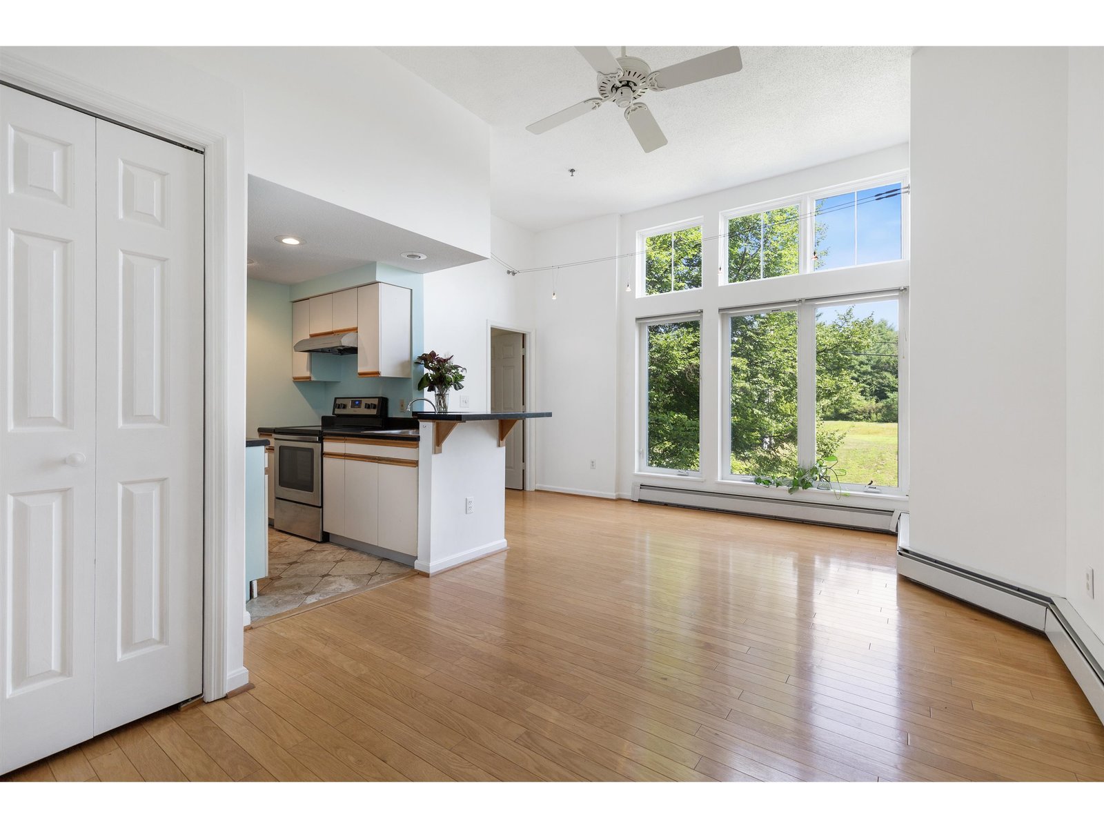 16 Hemlock Ridge Drive, Unit 204