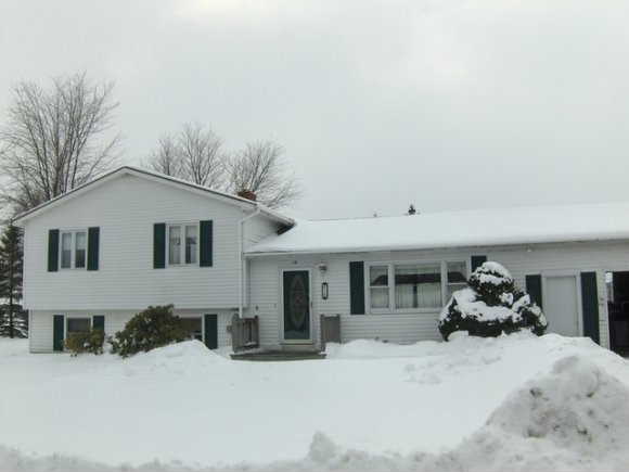 16 Hillside Drive