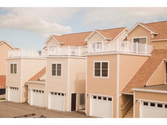 16 Jakes Way, Unit 16