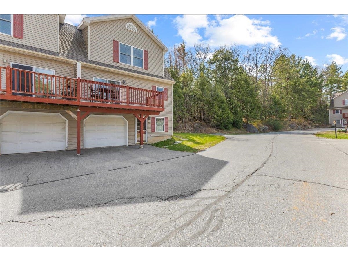 16 Joseph Lane