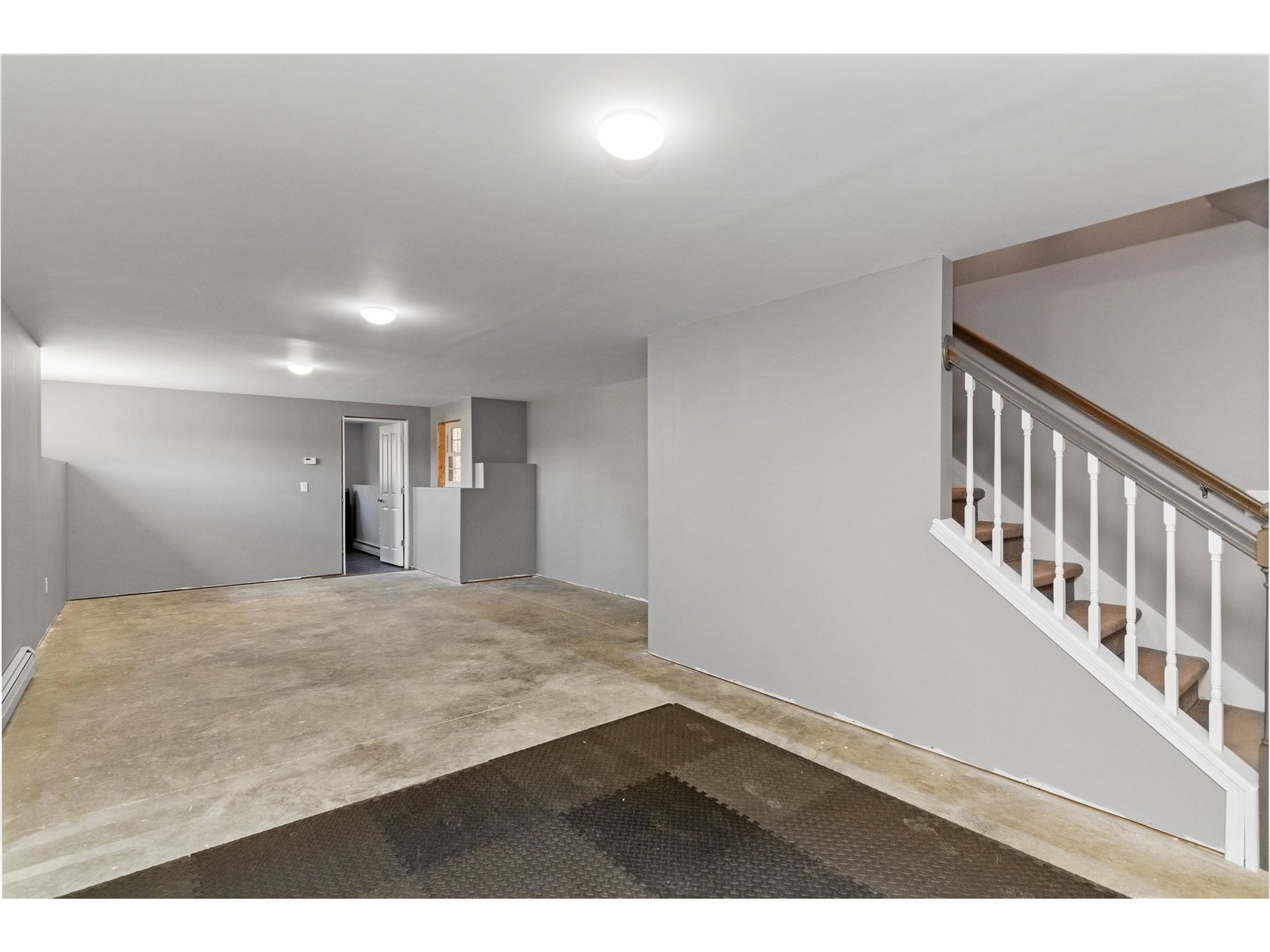 16 Kellogg Road