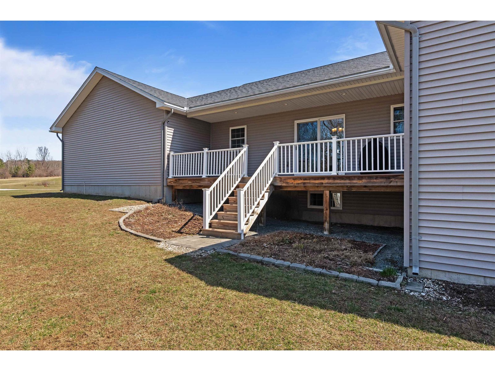 16 Kellogg Road