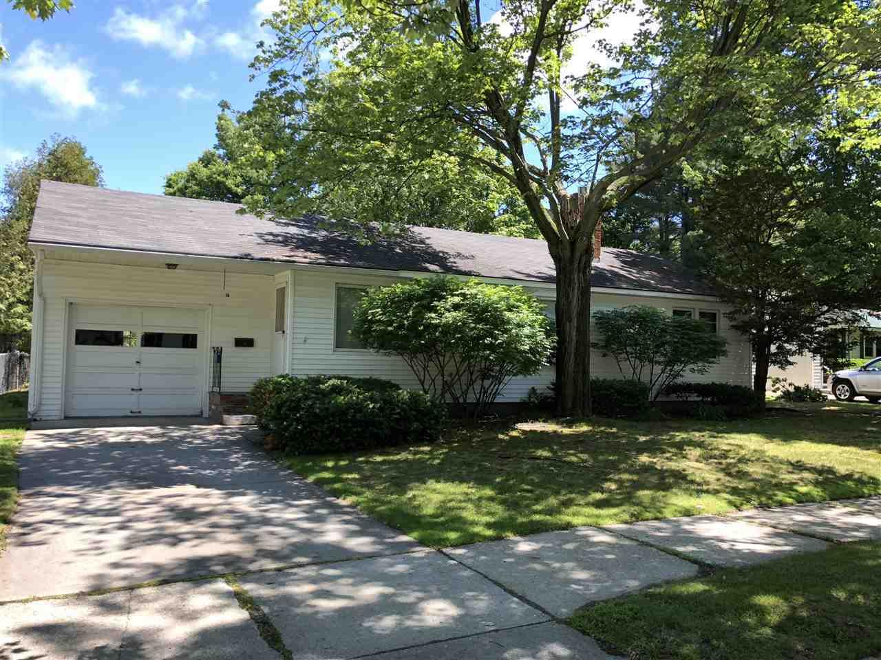 16 Laurel Court