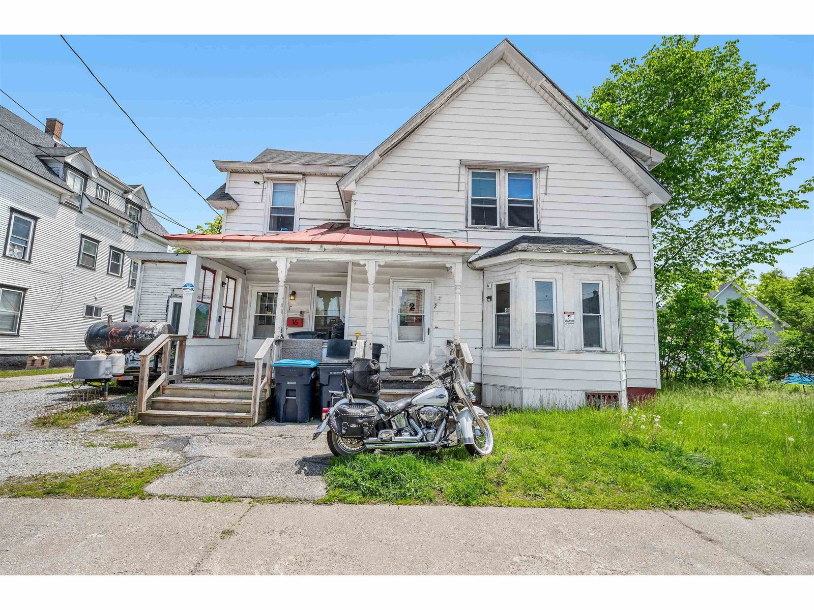 16 Laurel Street