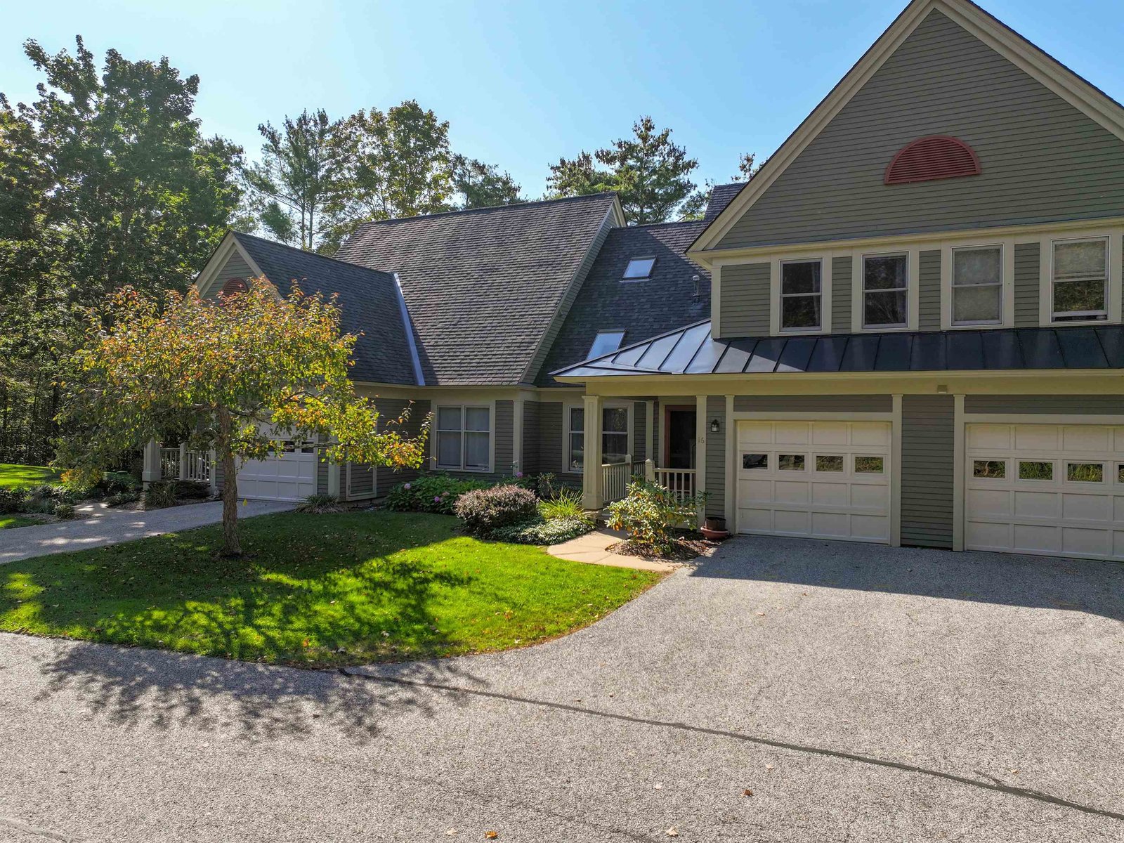 16 Little Pond Road, Unit 17