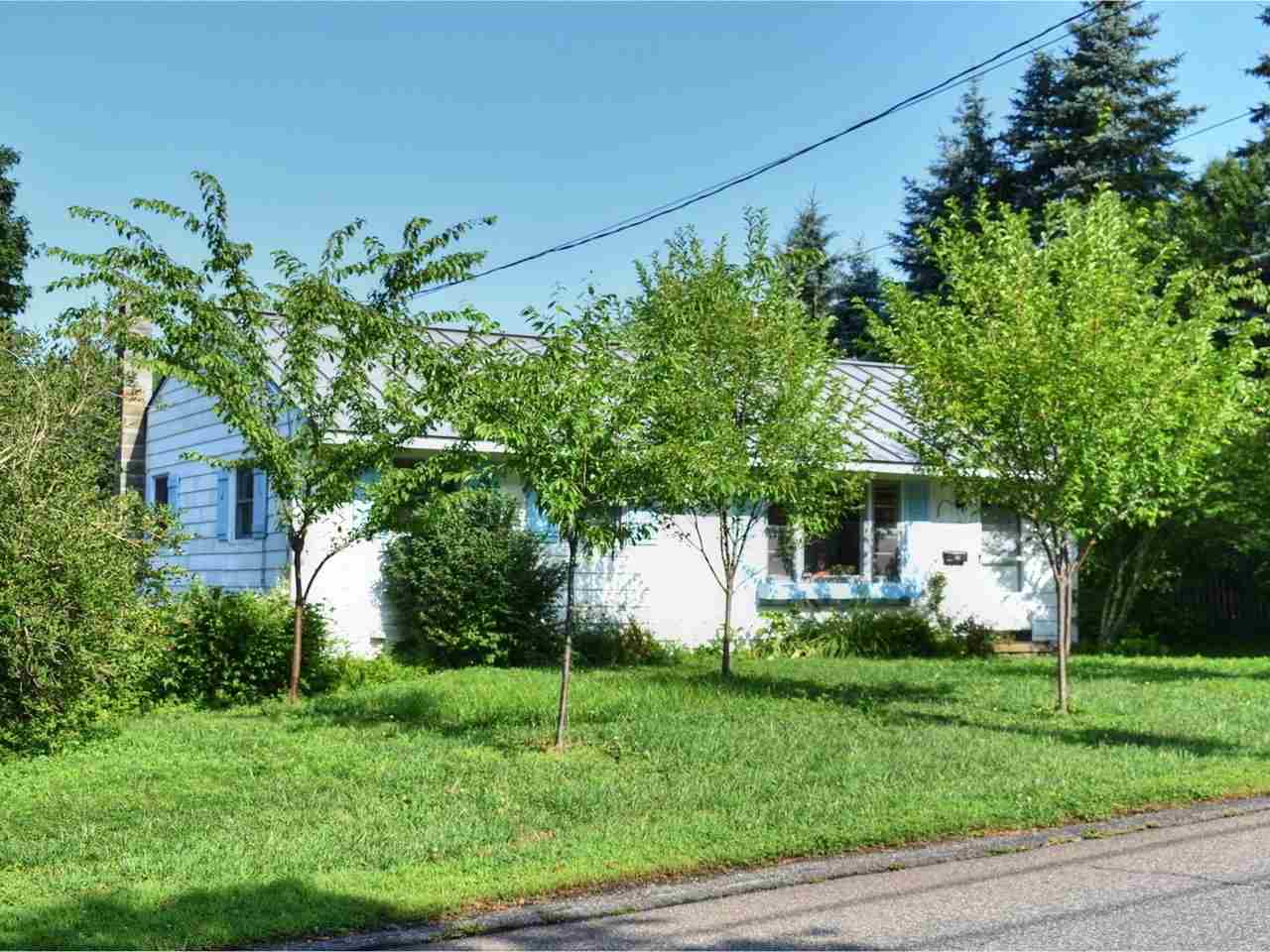 16 Mountain View Street