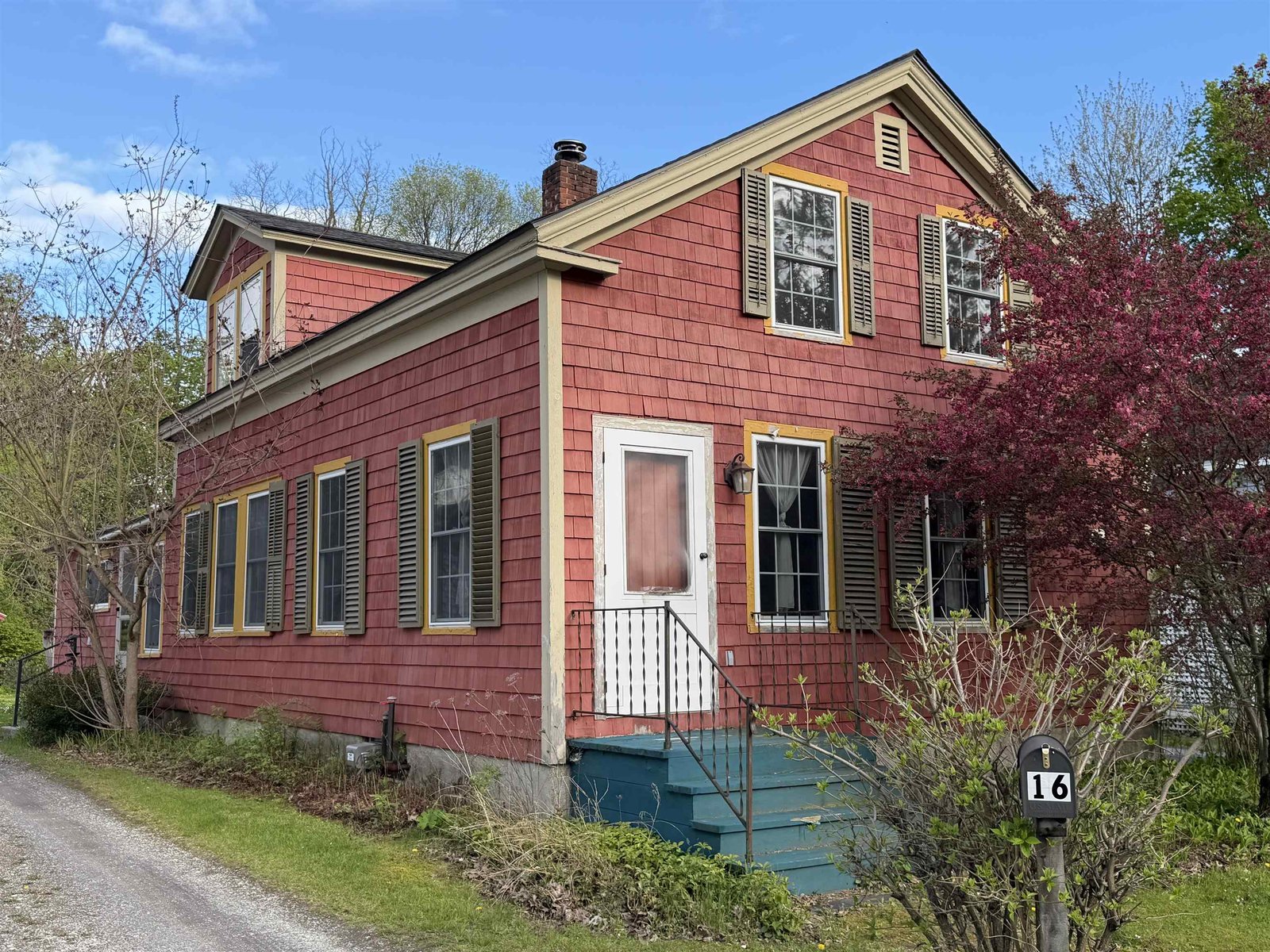 16 Pearl Street