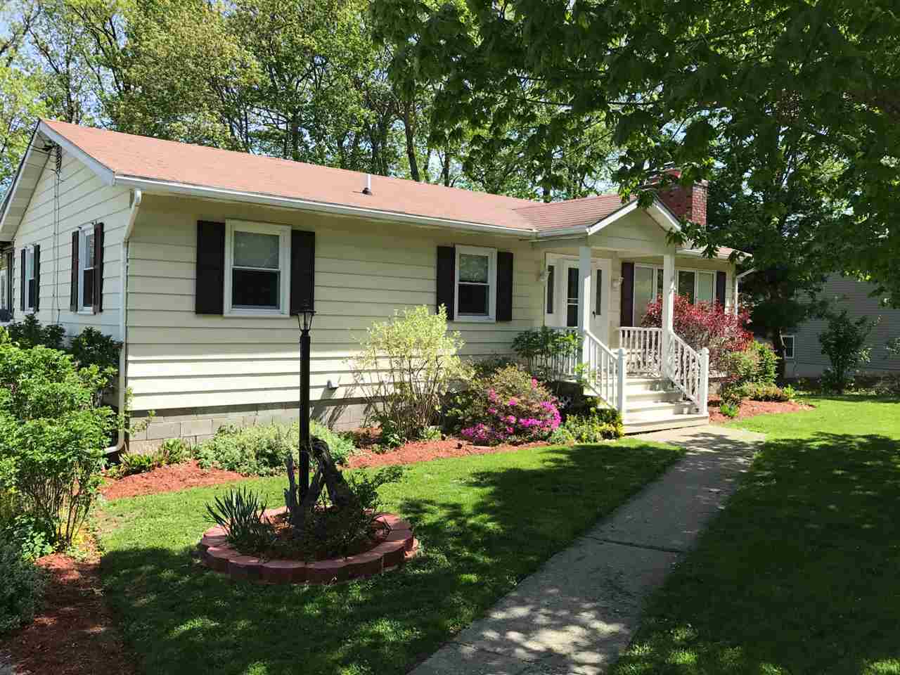 16 Prescott Street