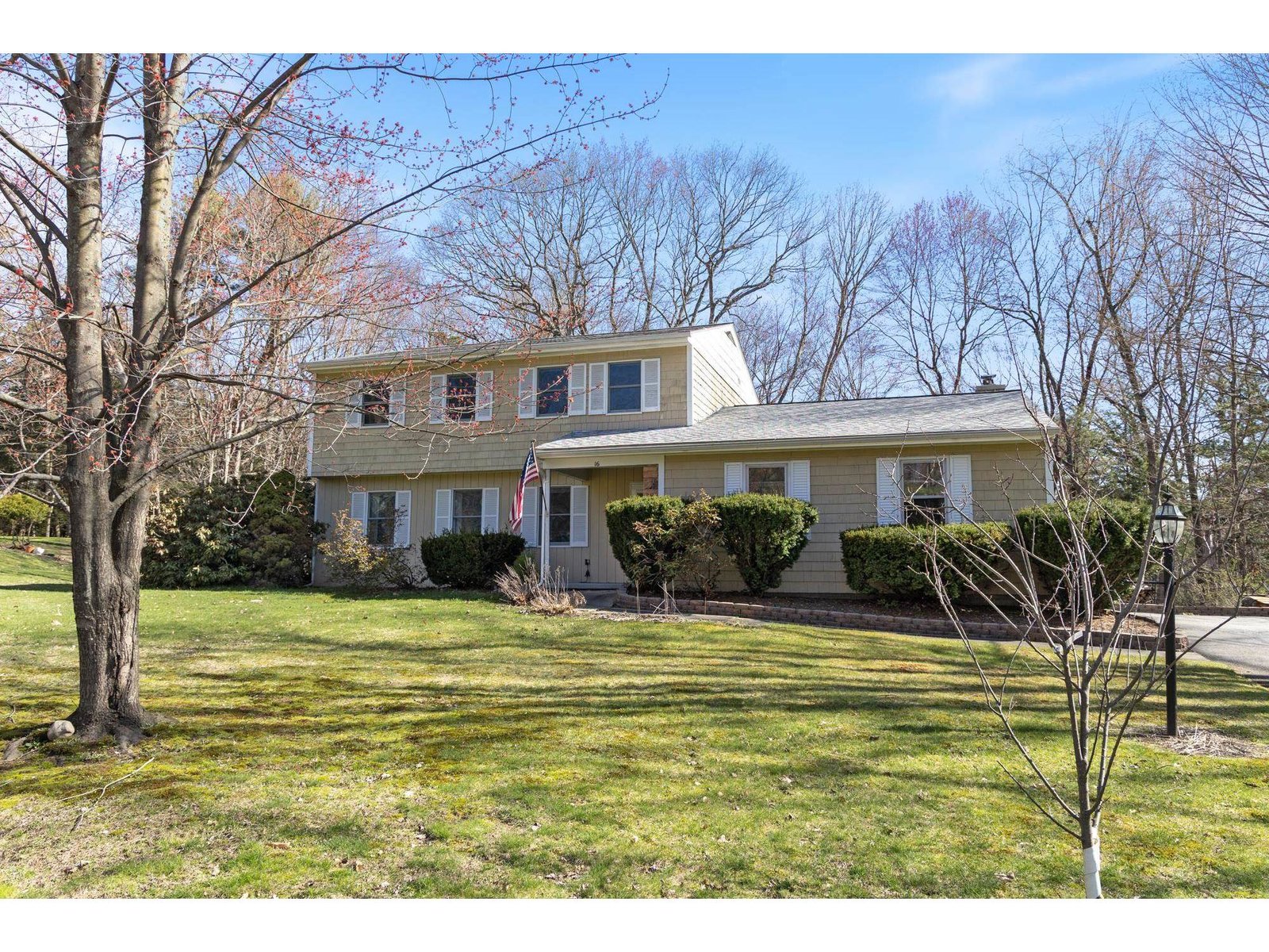 16 Ridge Road