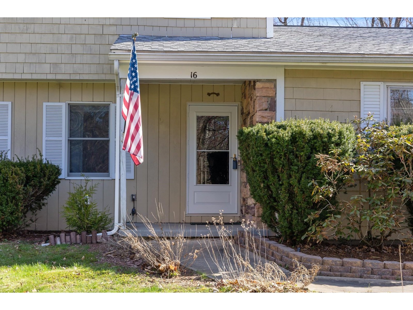 16 Ridge Road
