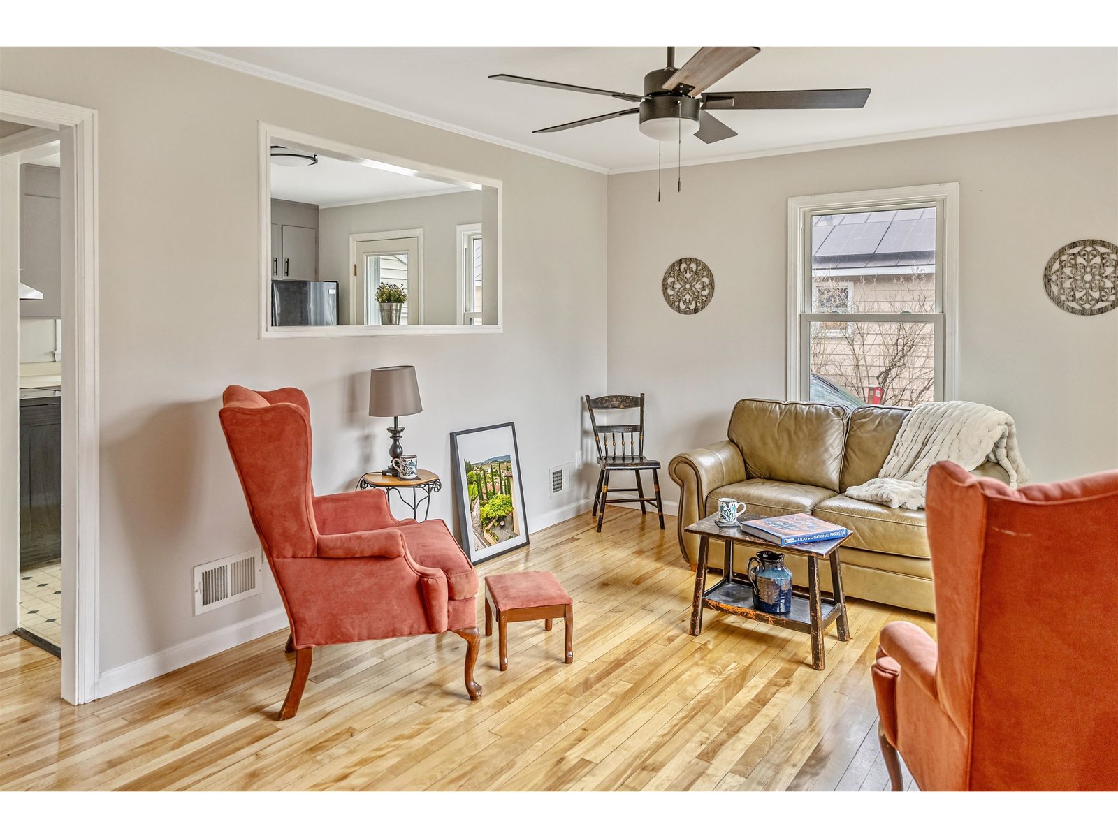 16 Seneca Avenue