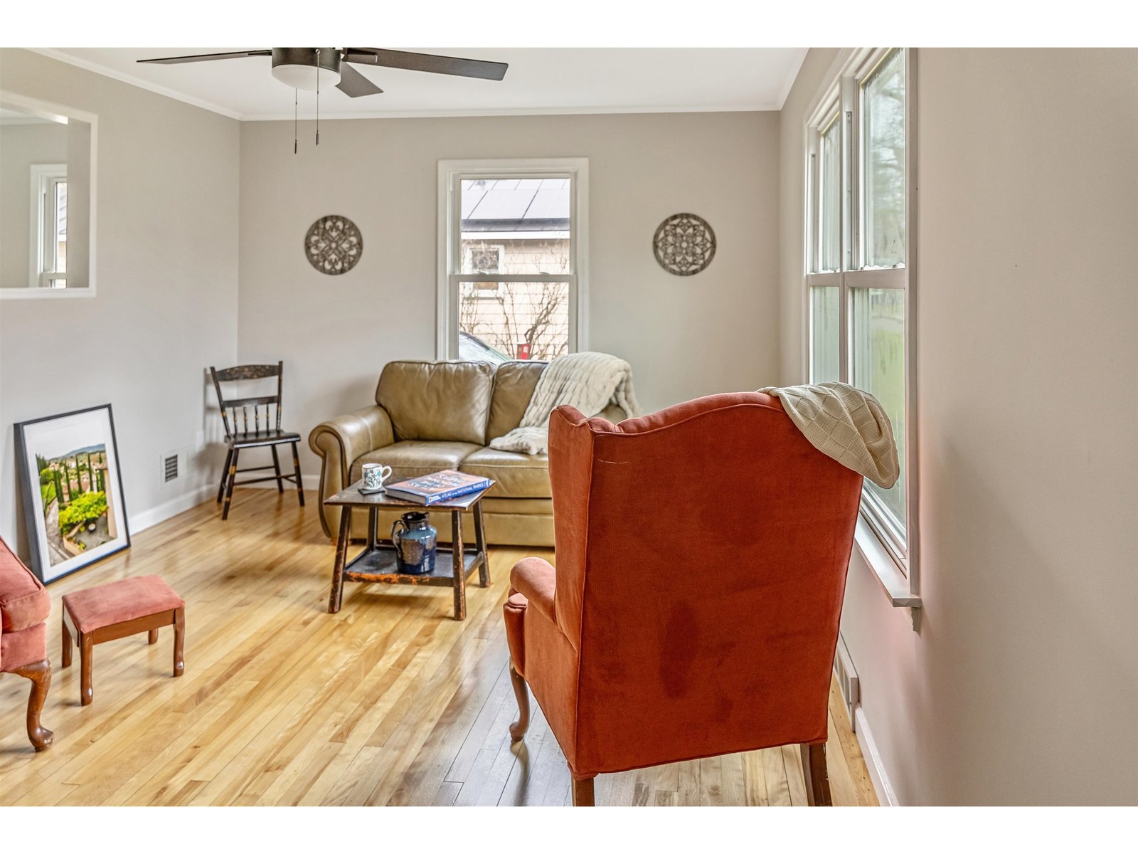 16 Seneca Avenue
