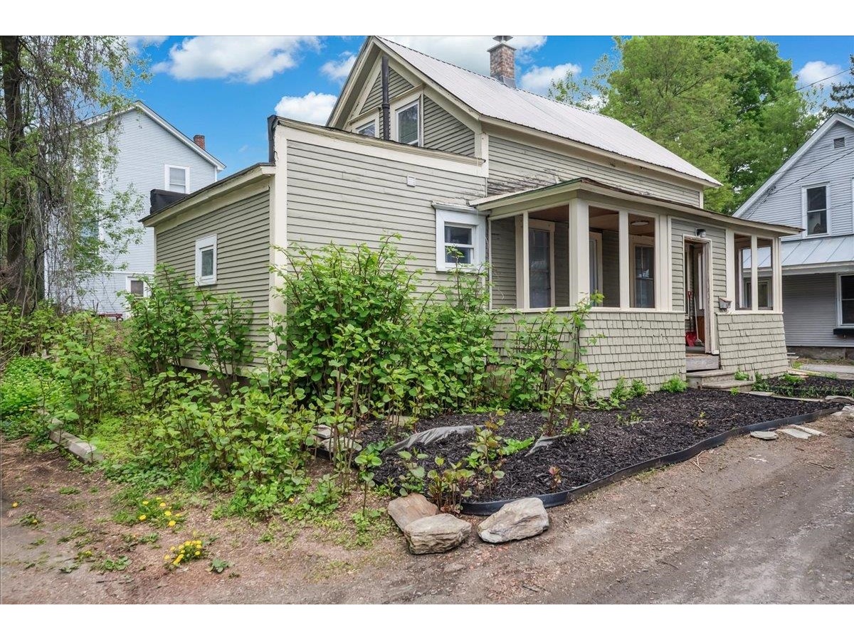 16 Shurtleff Place