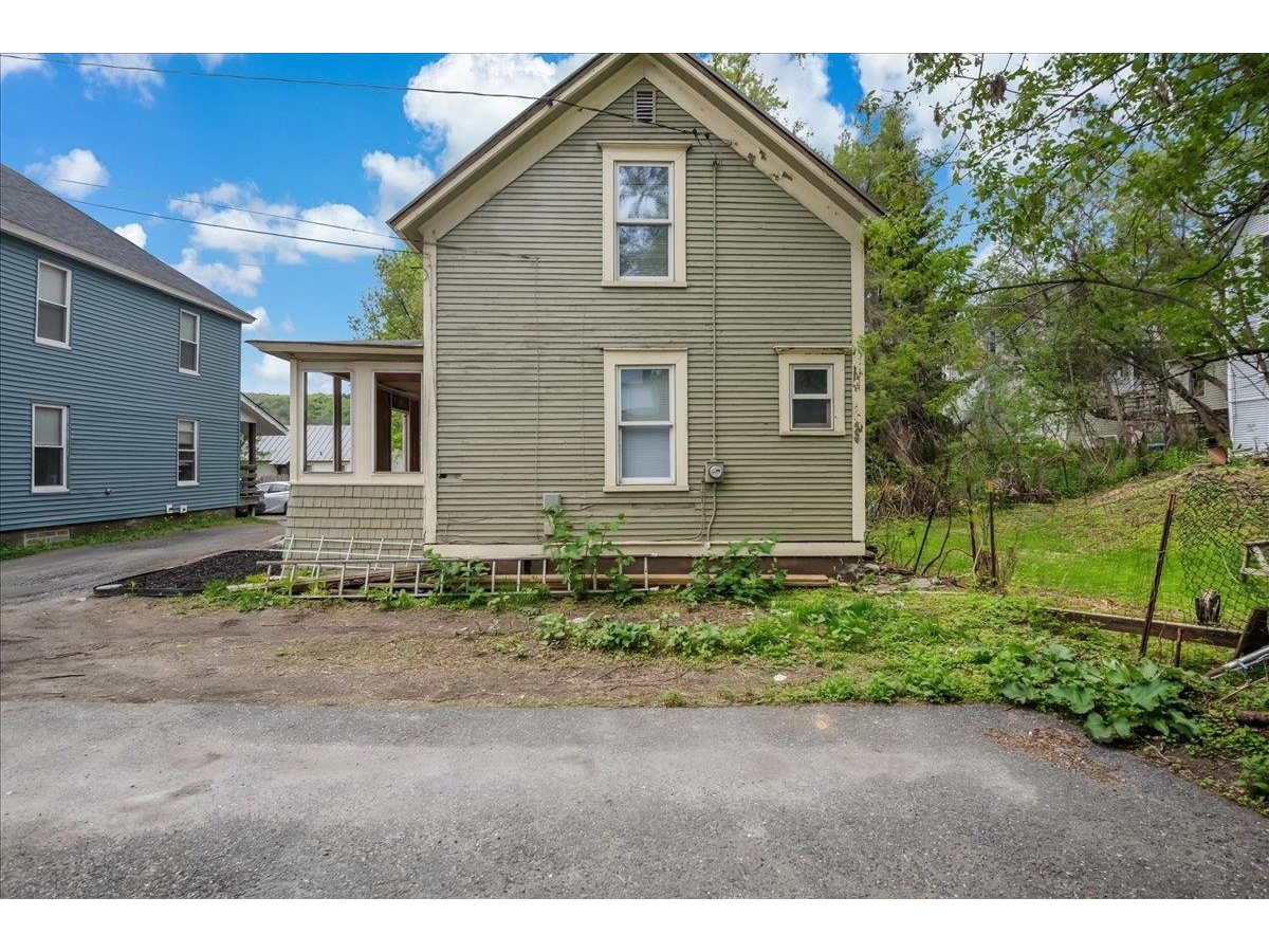 16 Shurtleff Place