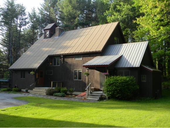 16 Spruce Lane