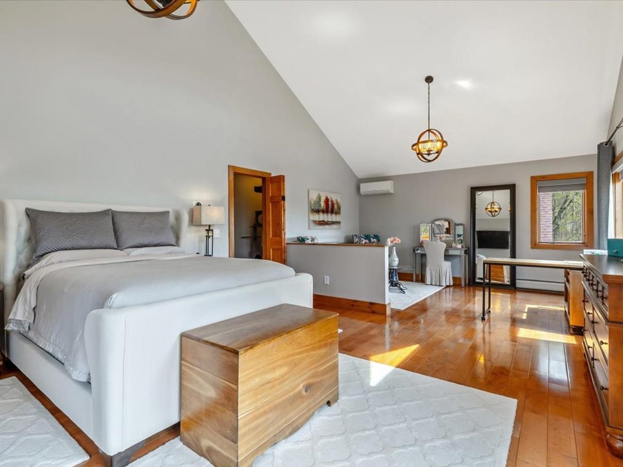 16 Sugarbush Road