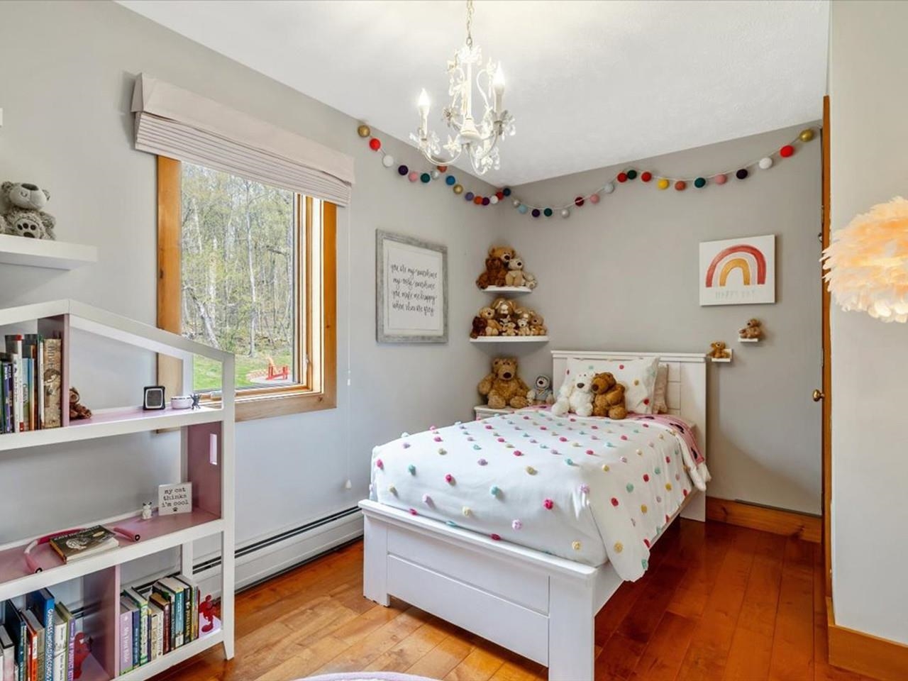 16 Sugarbush Road