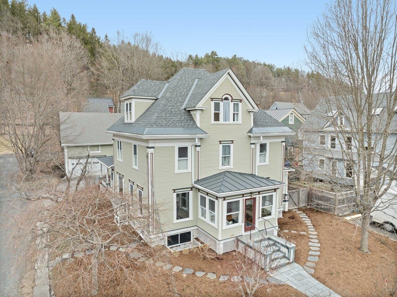 16 Summer Street