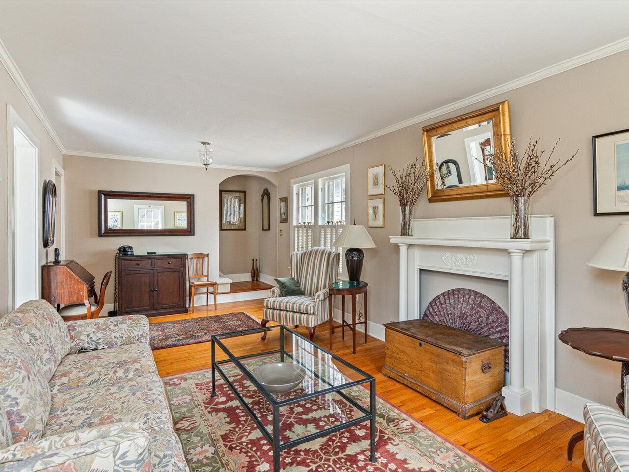 16 White Place