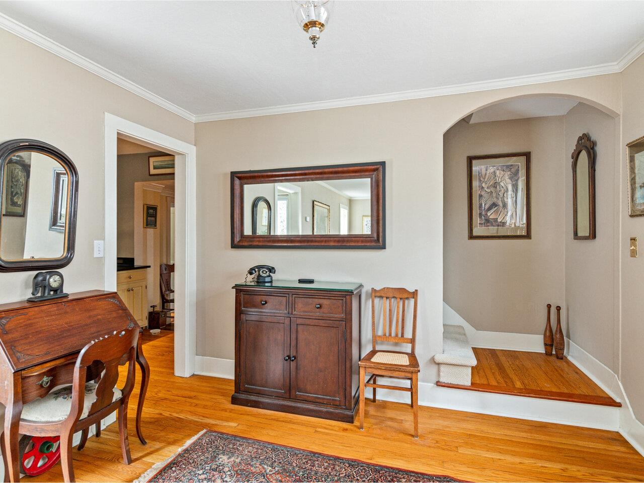 16 White Place