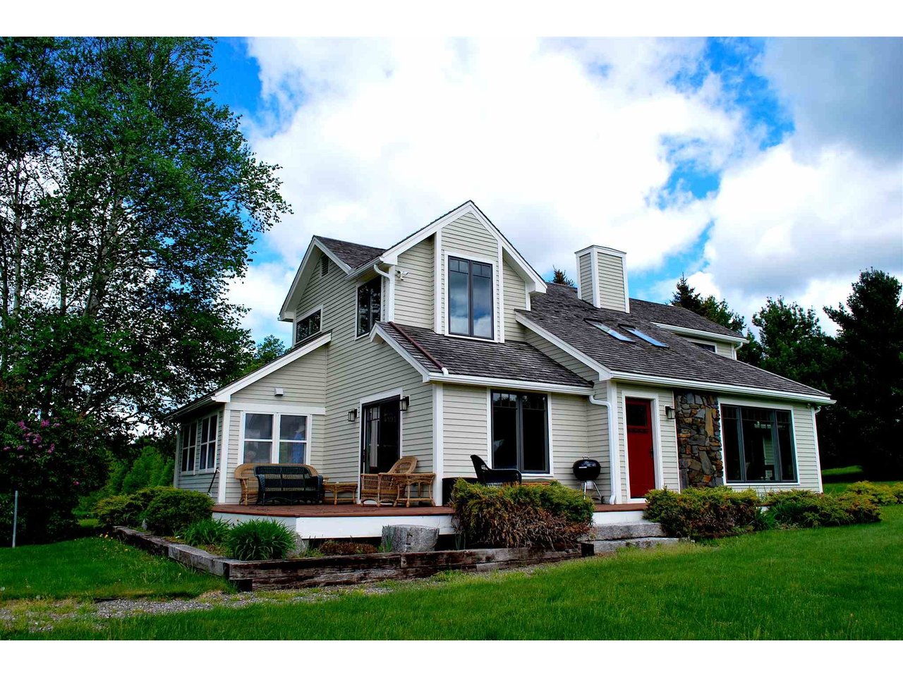 160 Lakeview Road