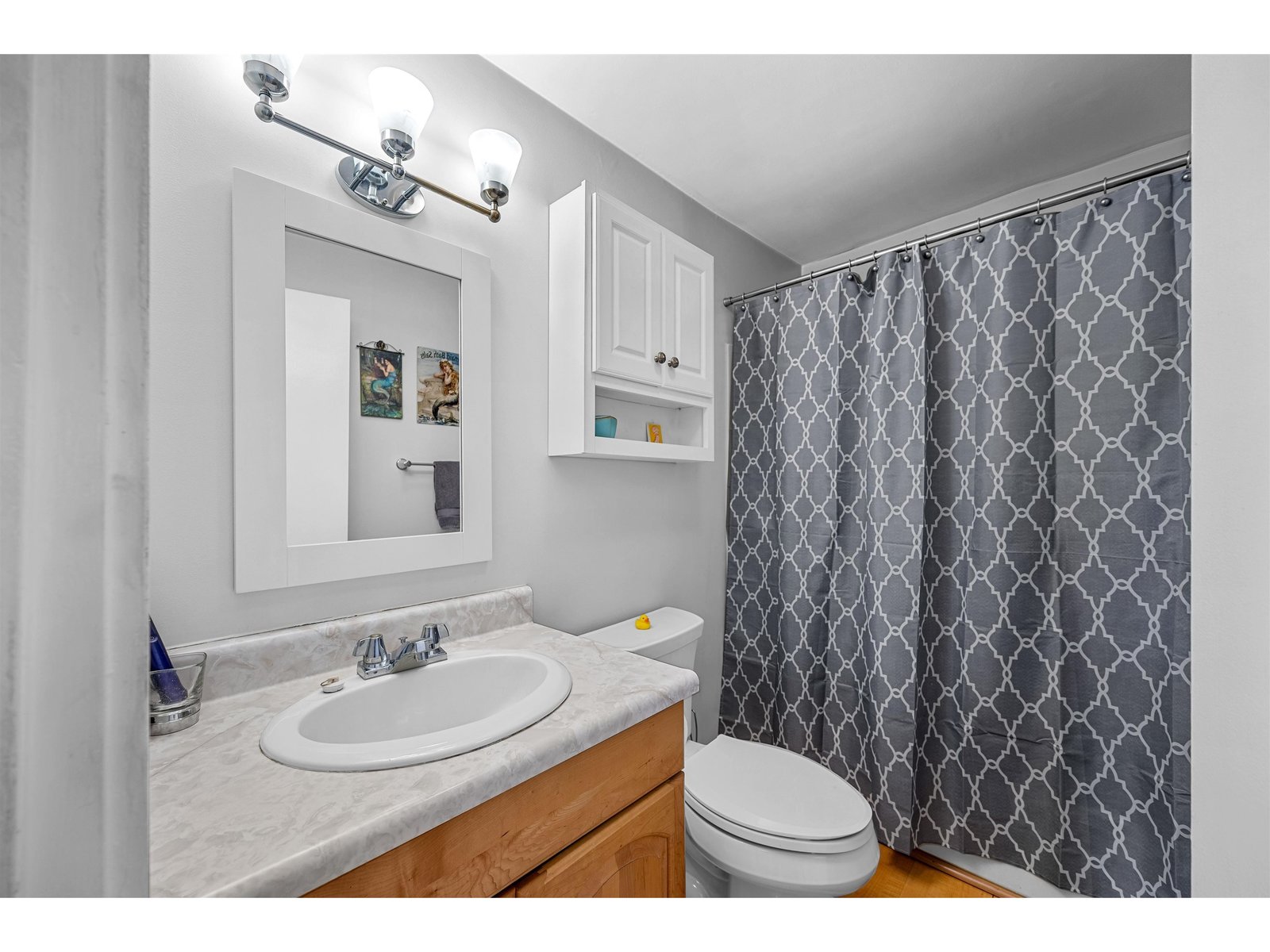 160 Main Street, Unit 2