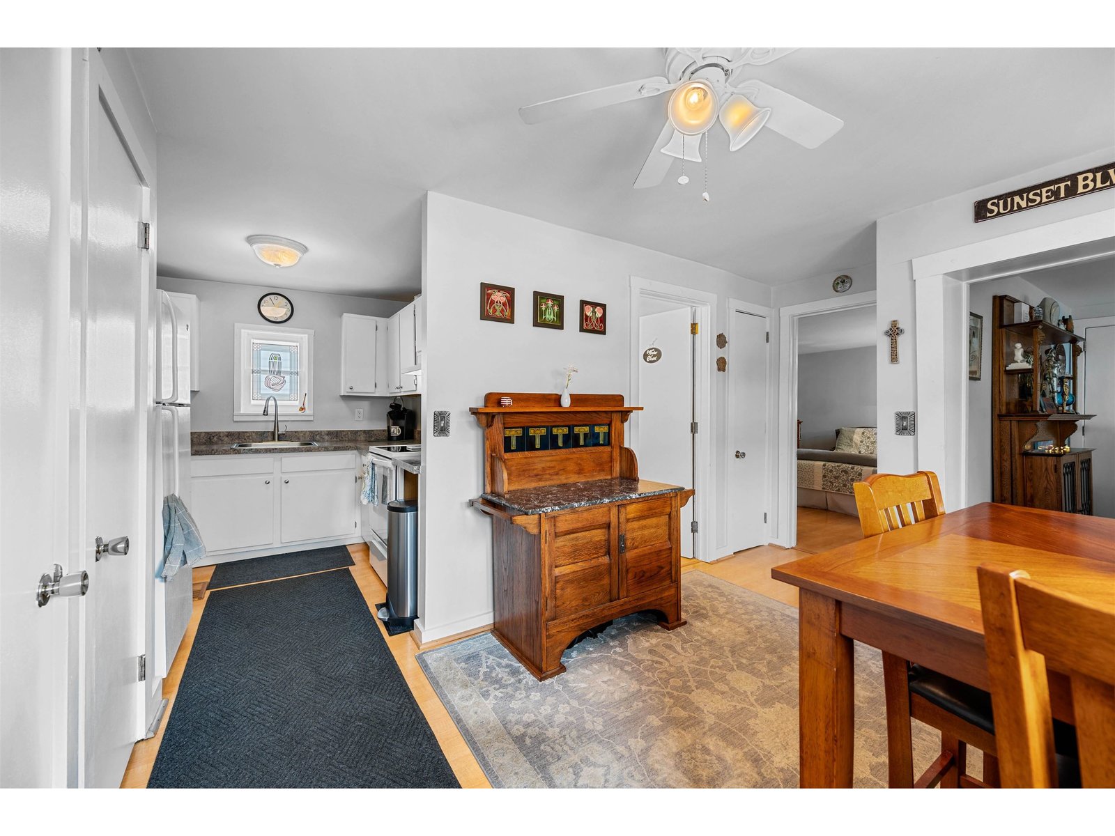 160 Main Street, Unit 2