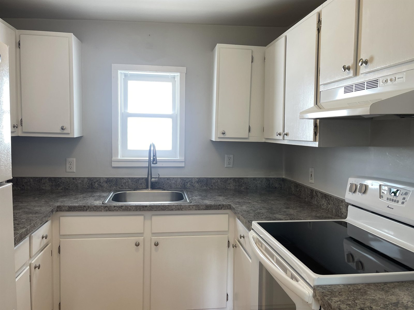 160 Main Street, Unit 2