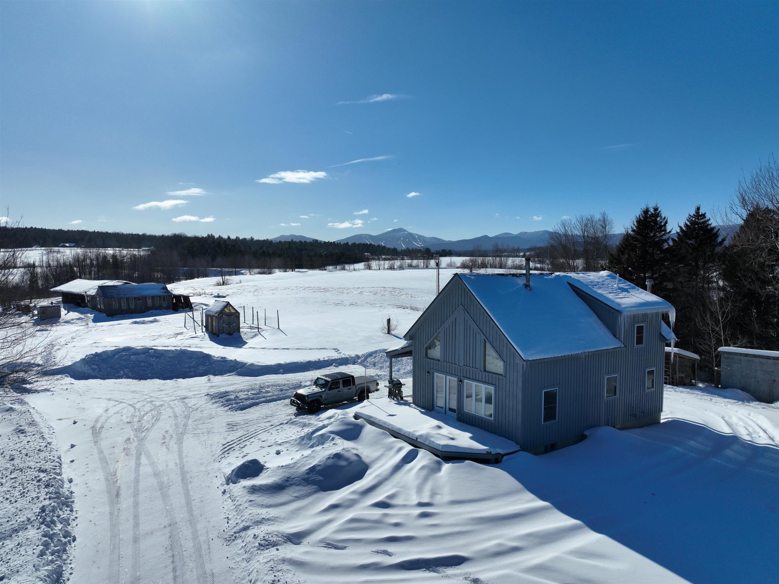 1602 Bear Mountain Road, Troy