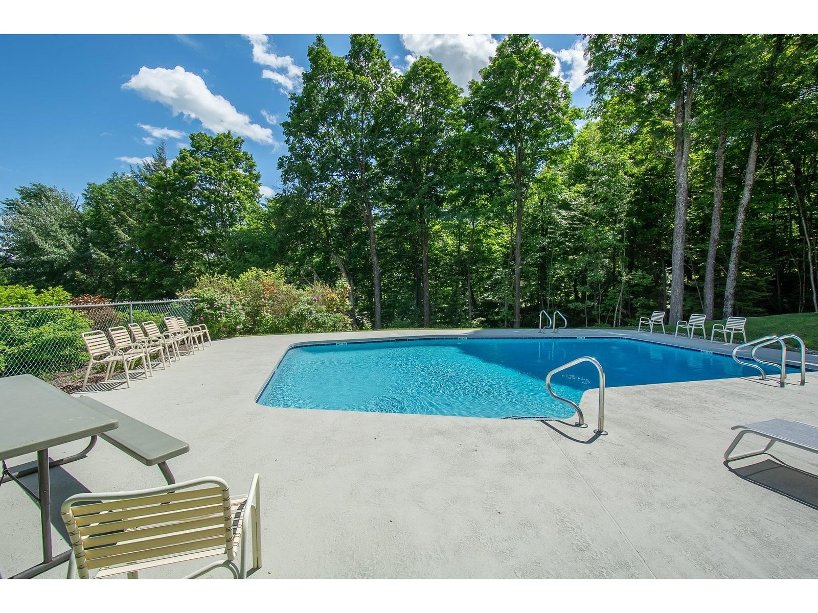 161 Mountainside Drive, Unit 18