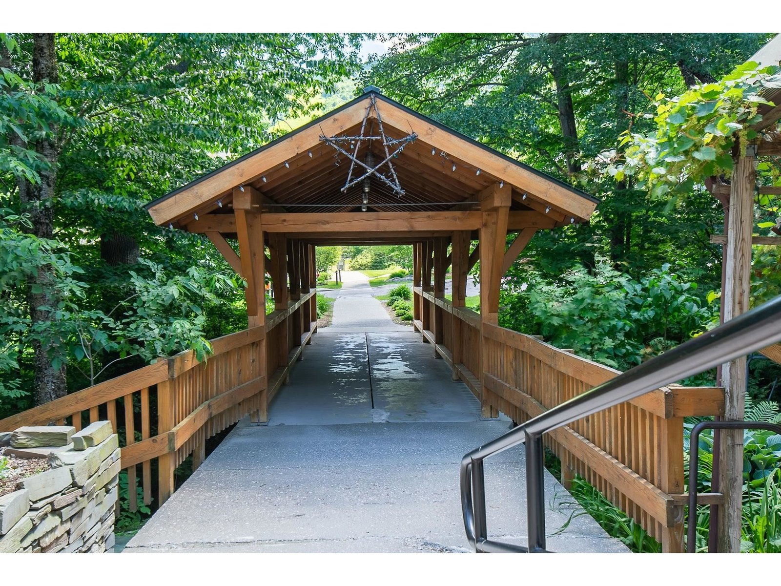 161 Mountainside Drive, Unit 18
