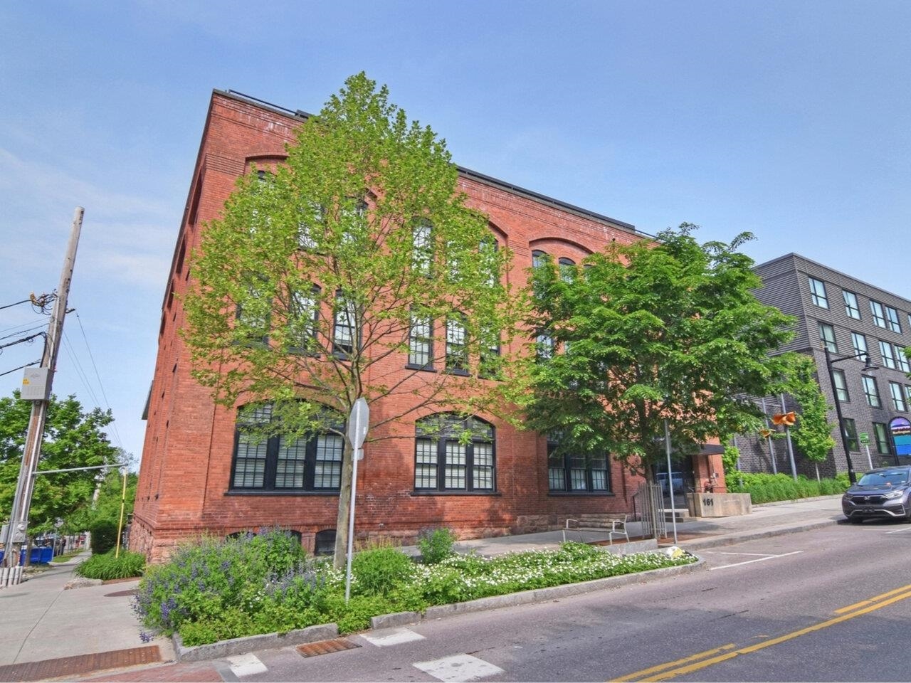 Hinds Loft condos