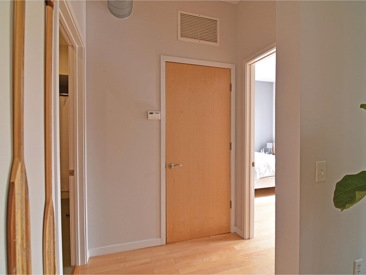 Hall to bed/bath