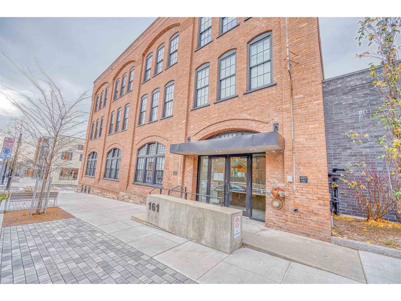 161 St Paul Street, Unit 102