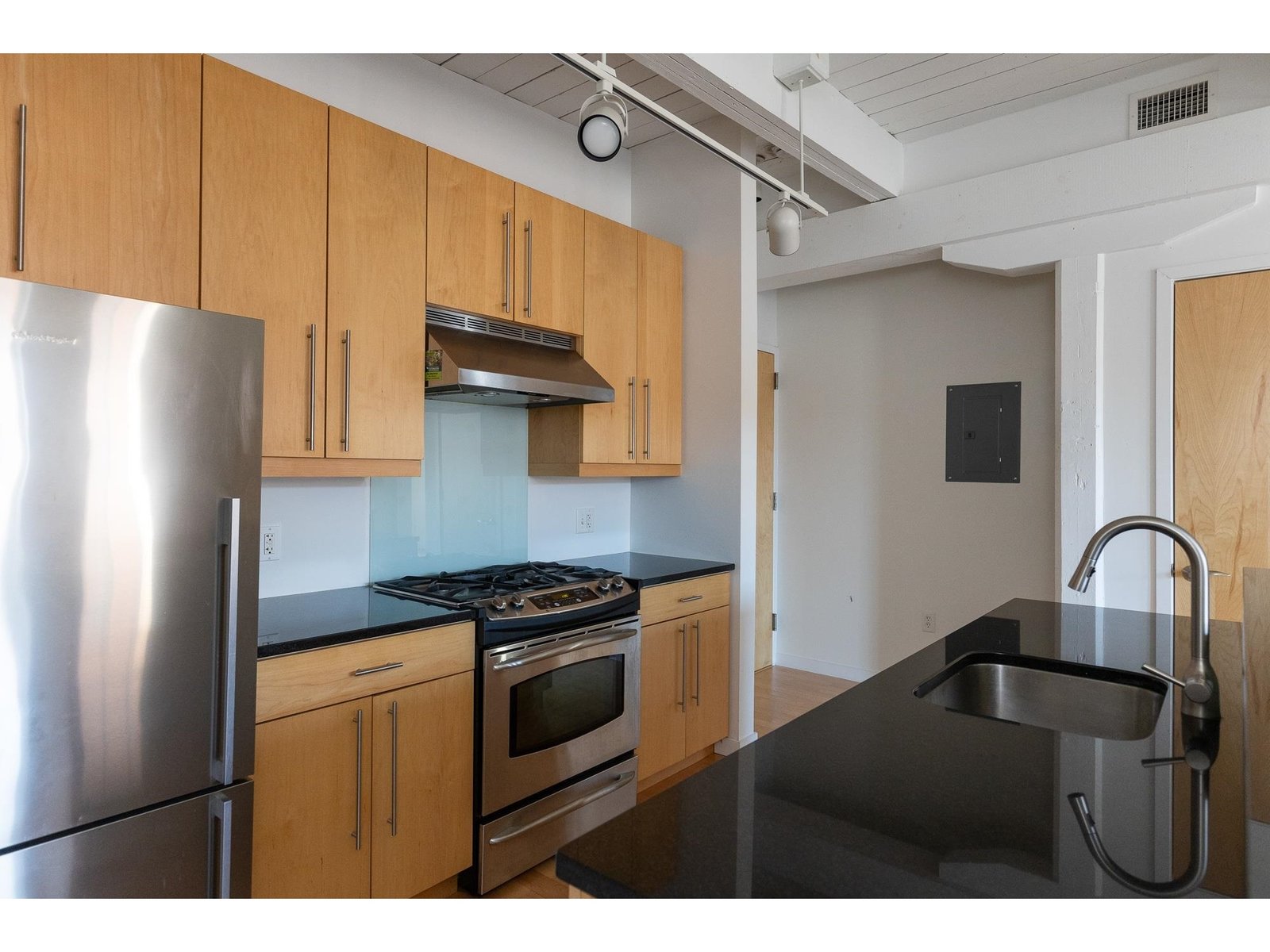 161 St Paul Street, Unit 302
