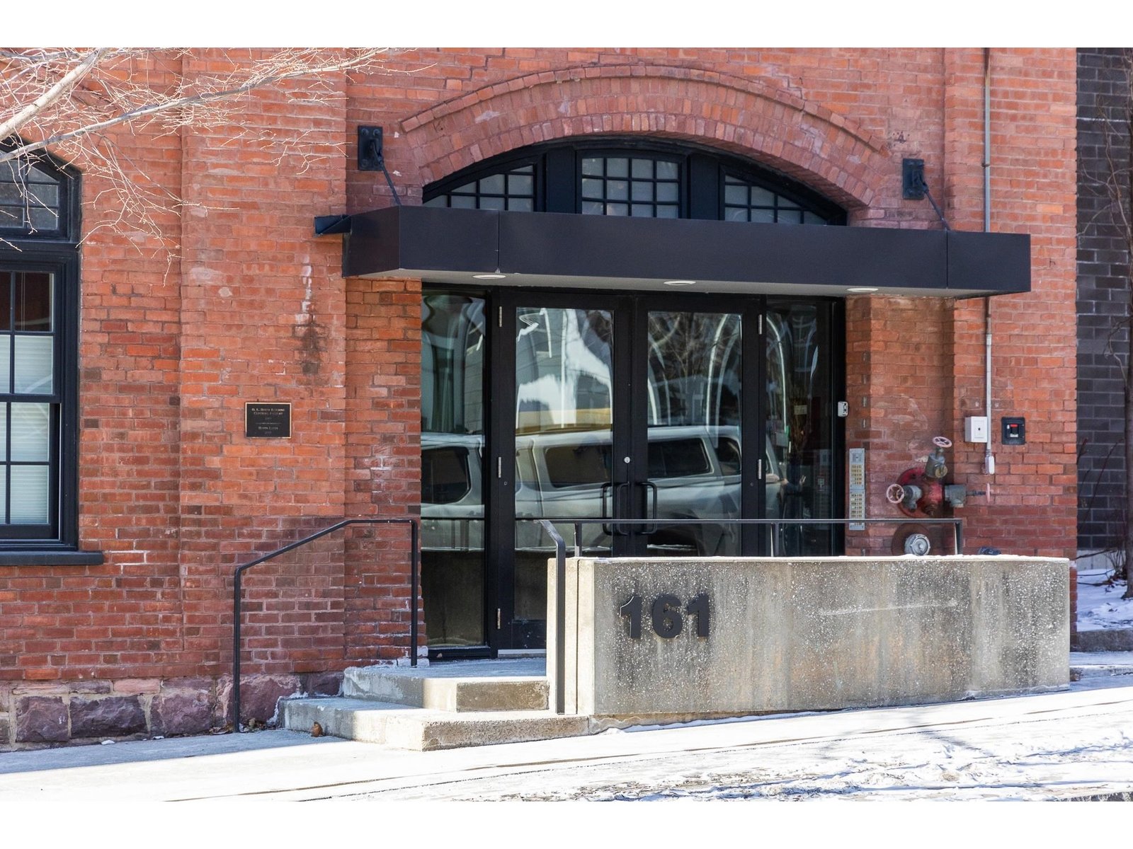 161 St Paul Street, Unit 302