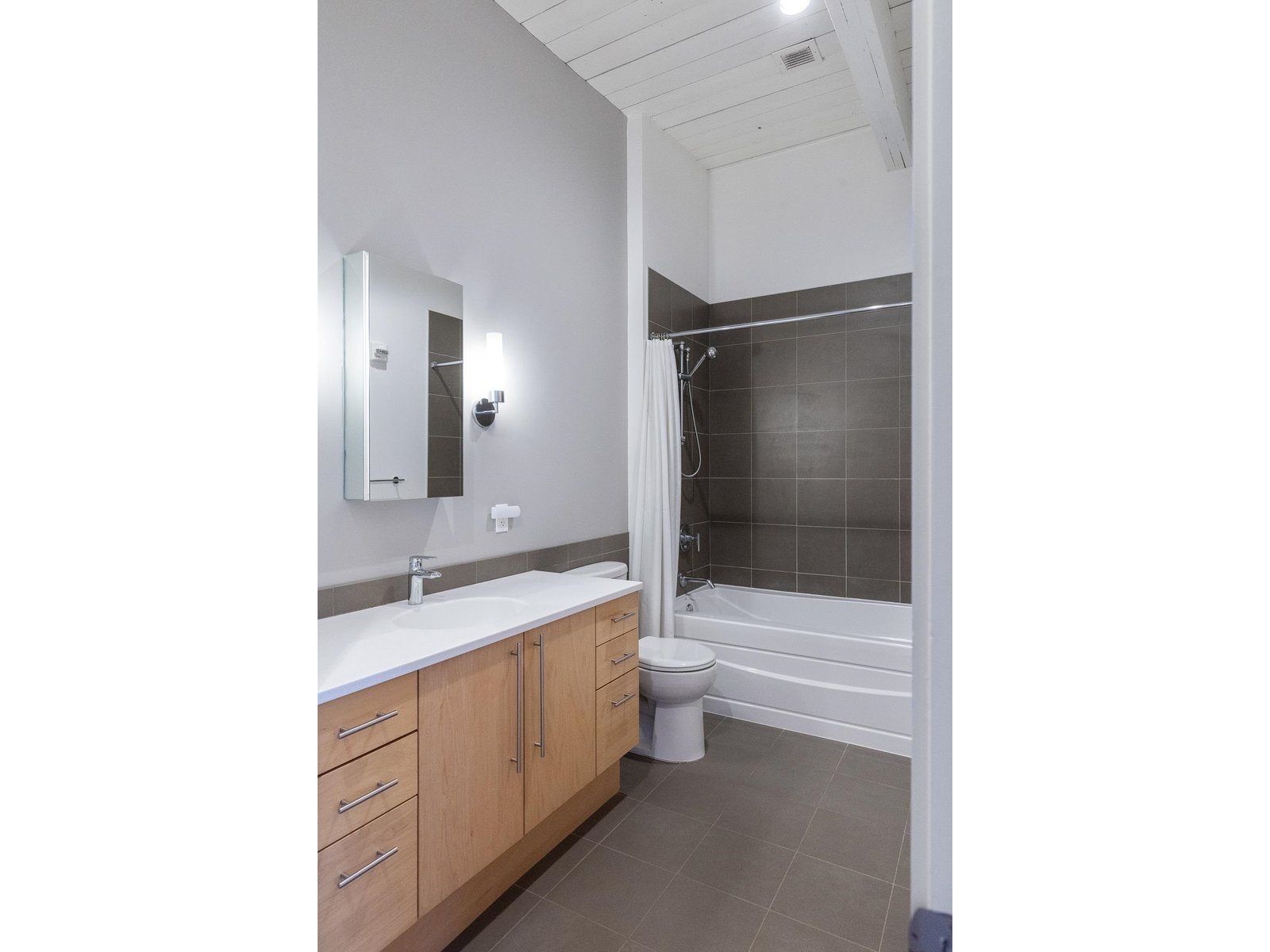 161 St Paul Street, Unit 302