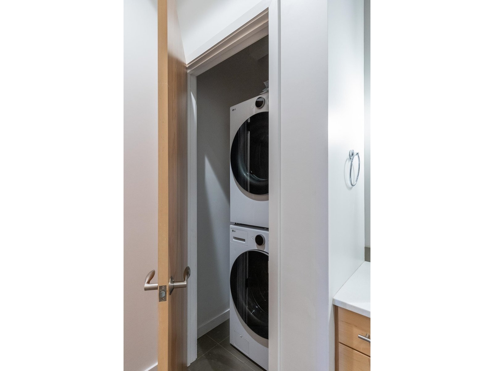 161 St Paul Street, Unit 302