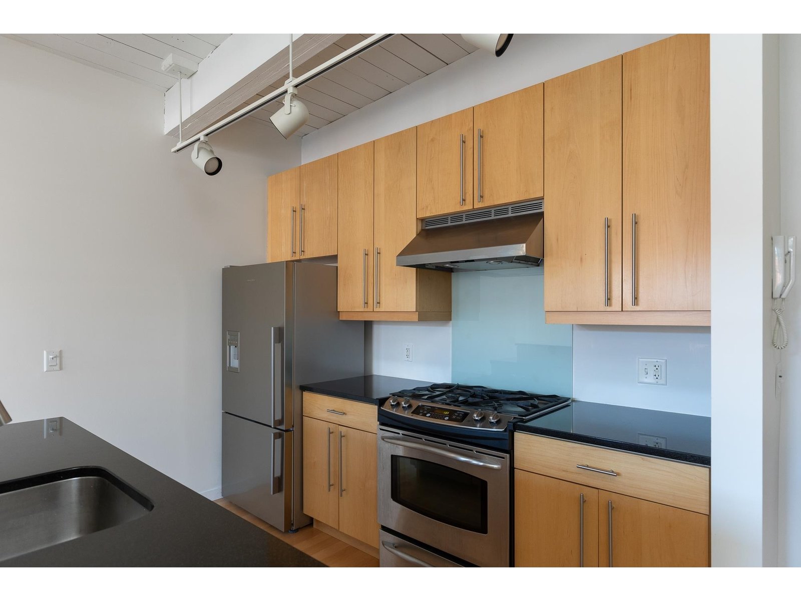 161 St Paul Street, Unit 302