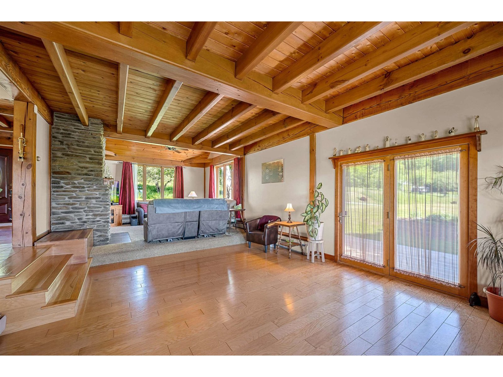 1614 McGlynn Road